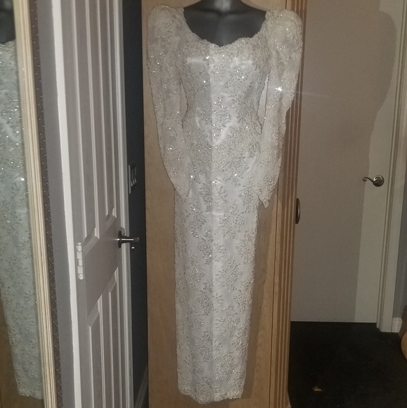 Vintage 80s/90s Wedding Dress with Bussel Train - Picture 1 of 16